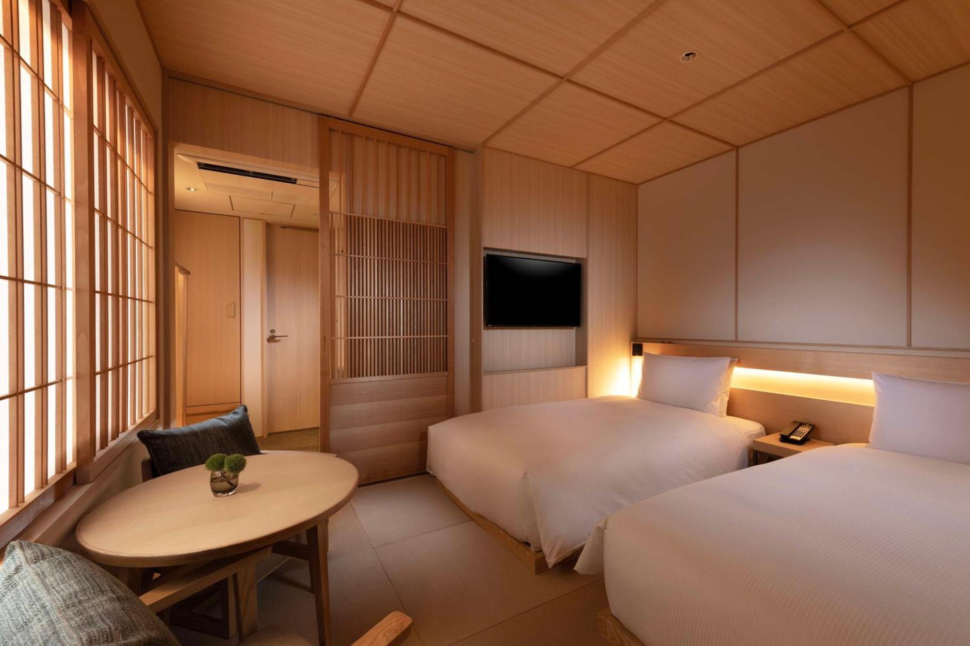 Doubletree By Hilton Kyoto Higashiyama Hotel Bagian luar foto