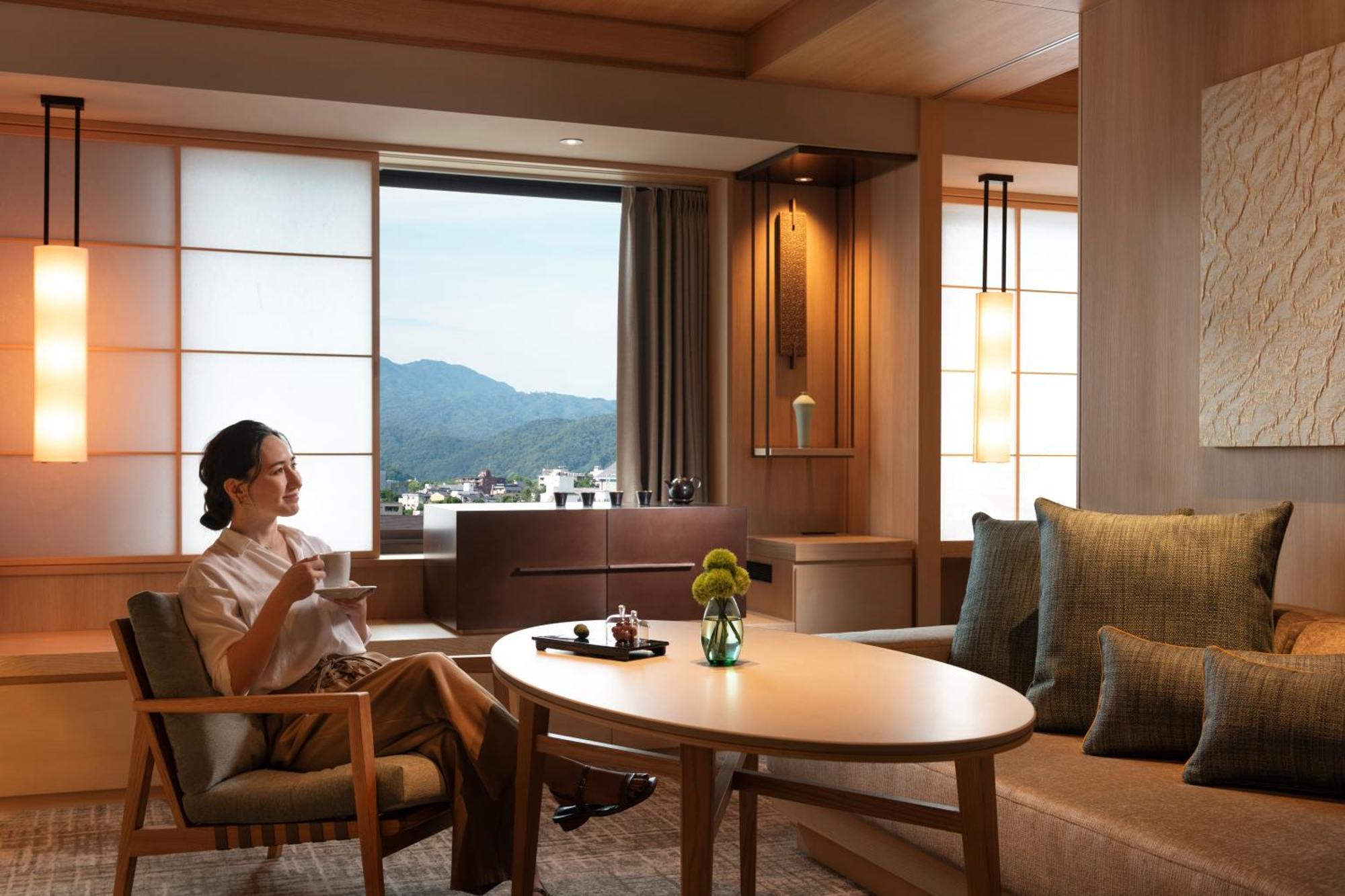Doubletree By Hilton Kyoto Higashiyama Hotel Bagian luar foto